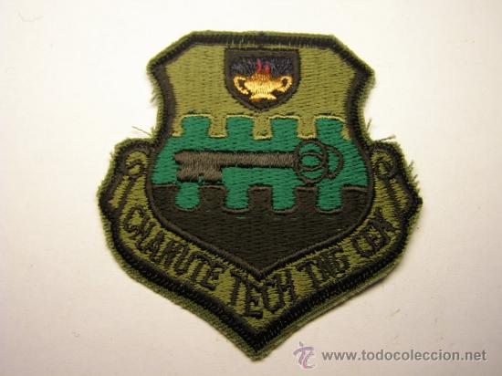 Militaria: Parche bordado USA, N&ordm; 6. .