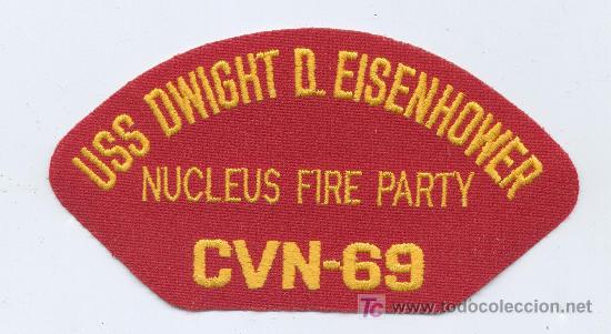 Militaria: US Navy. Insignia de gorra. USS DWIGHT D. EISENHOWER  CVN-69  NUCLEUS FIRE PARTY