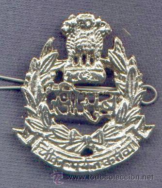Militaria: India.  Insignia de boina de la Polic&iacute;a India.