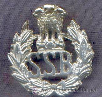 Militaria: India.  Insignia de boina del Ej&eacute;rcito Indio. SSB.