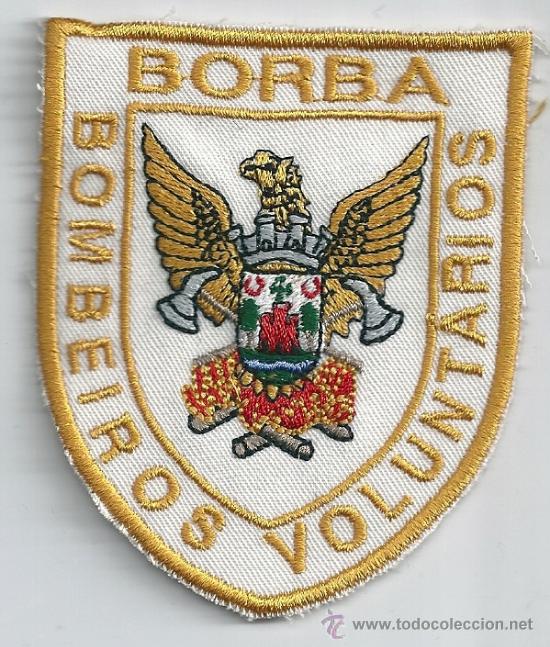 Militaria: Portugal. Insignia de tela de los Bomberos Voluntarios.  Borra.