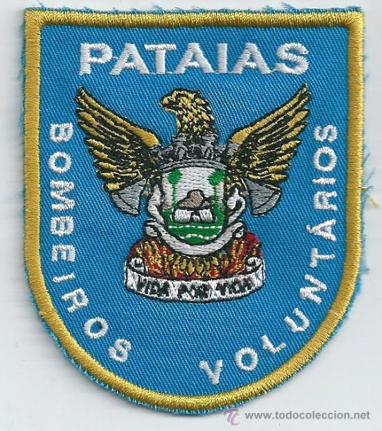 Militaria: Portugal. Insignia de tela de los Bomberos Voluntarios.  Pataias.