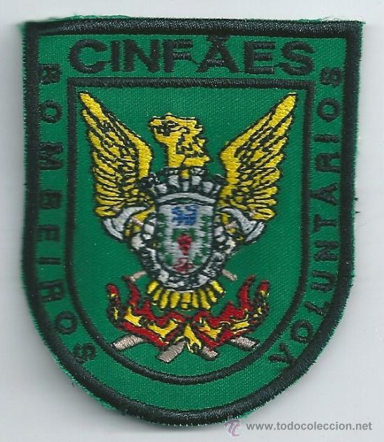 Militaria: Portugal. Insignia de tela de los Bomberos Voluntarios. Cinfaes.