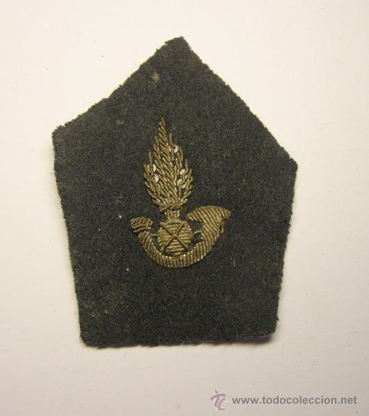 Militaria: Parchede tela bordada de gendarme, a&ntilde;os 50. Hilo plateado.