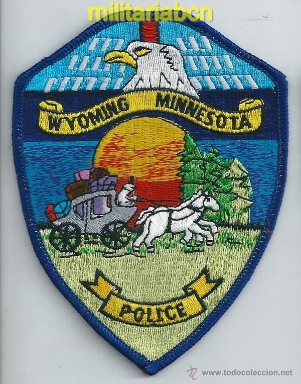 Militaria: Insignia de tela de Polic&iacute;a de los Estados Unidos. Wyoming Police. Minnesota.