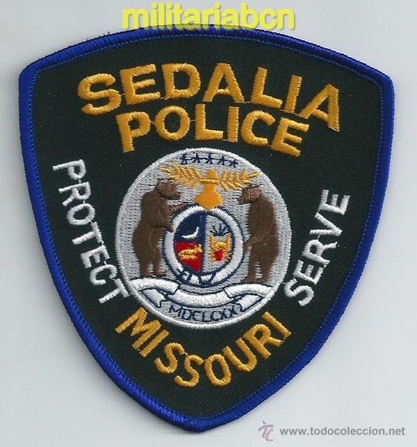Militaria: Insignia de tela de Polic&iacute;a de los Estados Unidos. Sedalia Police. Missouri.