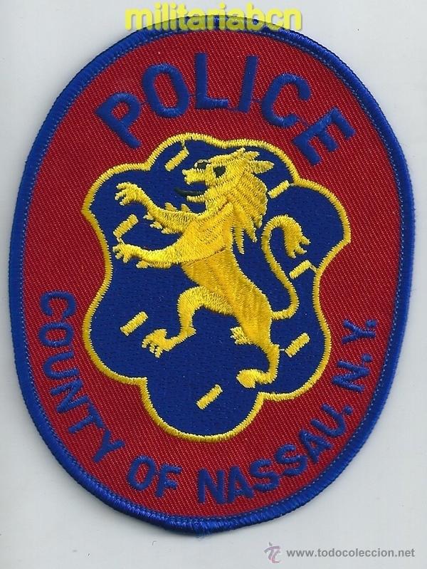 Militaria: Insignia de tela de Polic&iacute;a de los Estados Unidos. County of Nassau Police. N.Y.