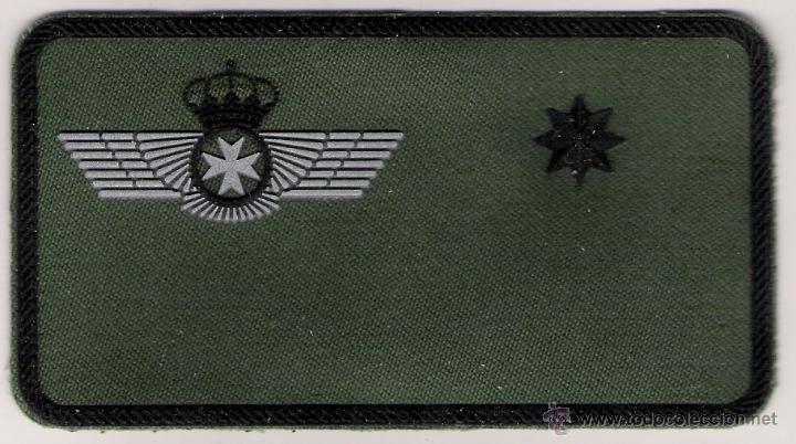 Militaria: PARCHE EMBLEMA COMANDANTE SANIDAD EJERCITO DEL AIRE PARA TRAJE PIXELADO VERDE