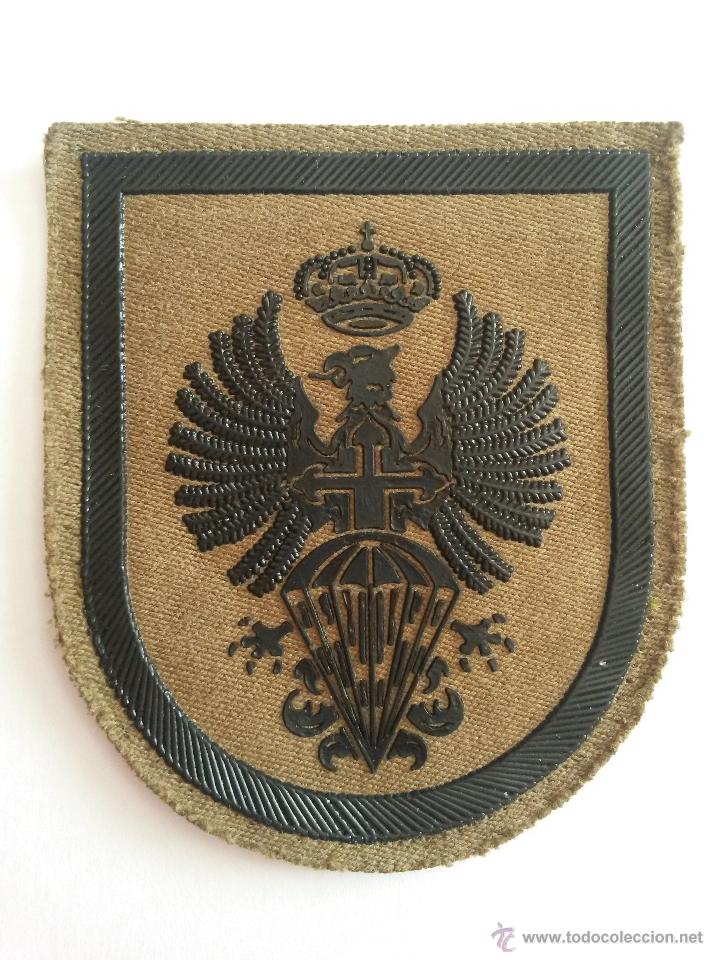 Military Antiques: Parche de tela con aguila negra cruz negra y paracaidas, ejercito del aire