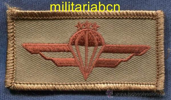 Militaria: Letonia. T&iacute;tulo paracaidista en tela. 3&ordf; Clase.