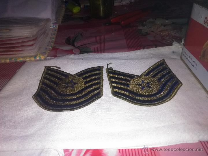 Militaria: galones - Foto 1
