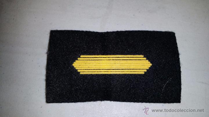 Militaria: DISTINTIVO DE GRADUACION DE PECHO CON VELCRO