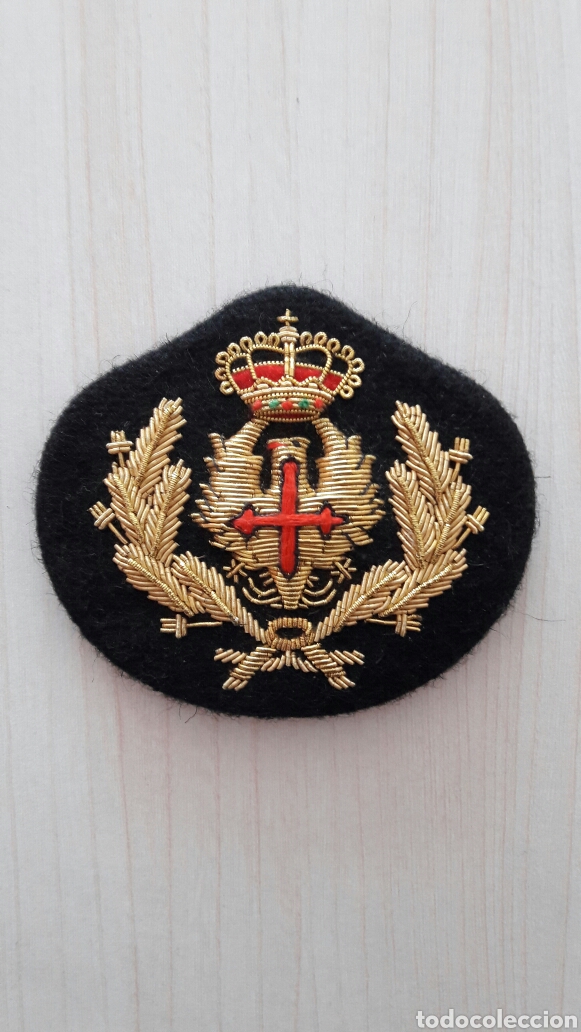 Militaria: Galleta del ejercito de oficial bordada a mano