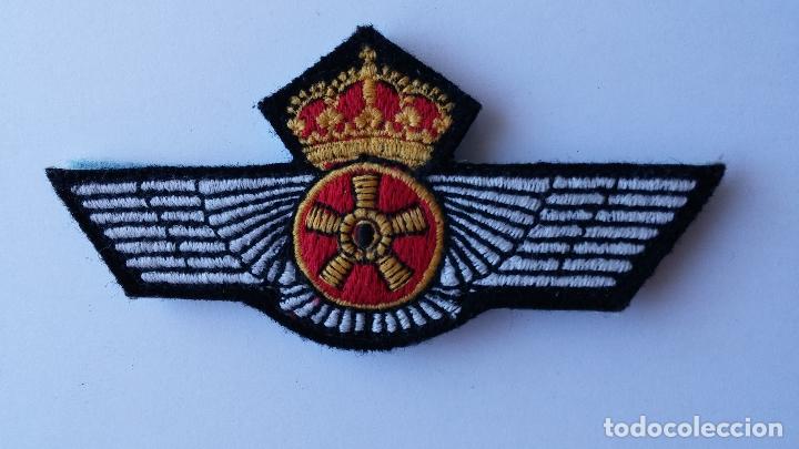 Militaria: Parche de tela adesivo con las 2 partes de aviacion de 9 x 4,5 cms
