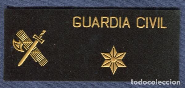 Militaria: Guardia Civil.  Graduaci&oacute;n en pl&aacute;stico inyectado.   Alf&eacute;rez.