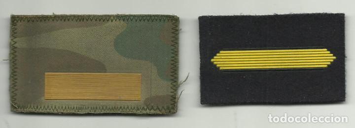 Militaria: PAREJA DE  PARCHES DE TELA MILITAR