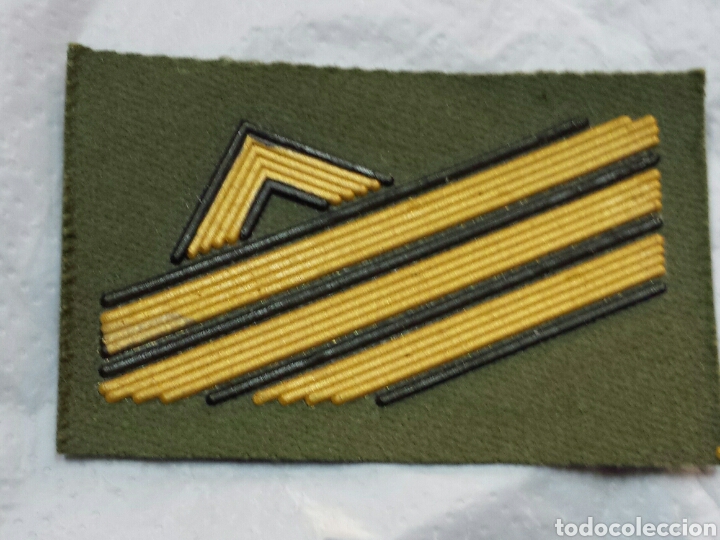 Militaria: PARCHE EMBLEMA PAREJA DE GAL&Oacute;N DE CUELLO VERDE INF DE MARINA A&Ntilde;OS 80