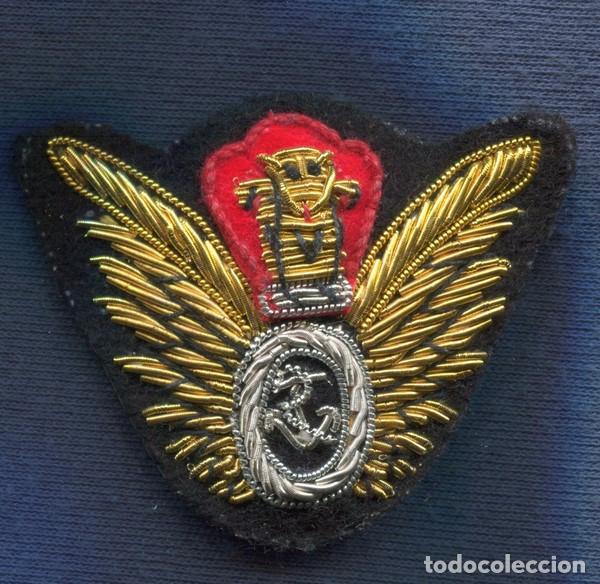 Militaria: India.  Alas de Piloto de Guardacostas.  Bordadas a mano.