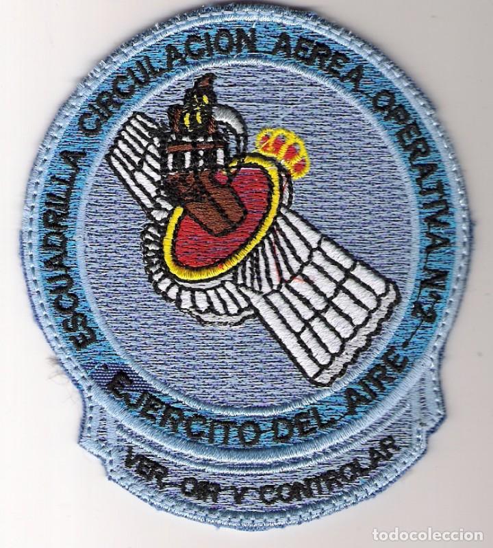 Military Antiques: PARCHE EMBLEMA EJ&Eacute;RCITO DEL AIRE ESCUADRILLA CIRCULACI&Oacute;N A&Eacute;REA OPERATIVA N&ordm; 2
