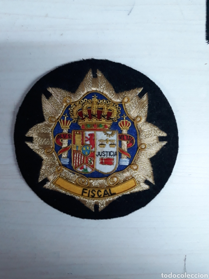 Militaria: Parche bordado a mano de fiscal