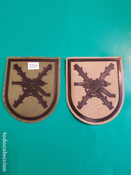 Military Antiques: PAREJA DE PARCHES DE ARTILLERIA