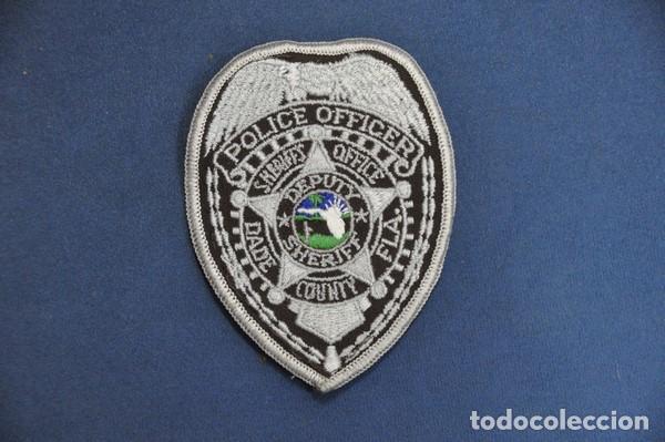 Militaria: Insignia de tela de polic&iacute;a de los Estados Unidos. Sheriff's Office. Dade County FLA.