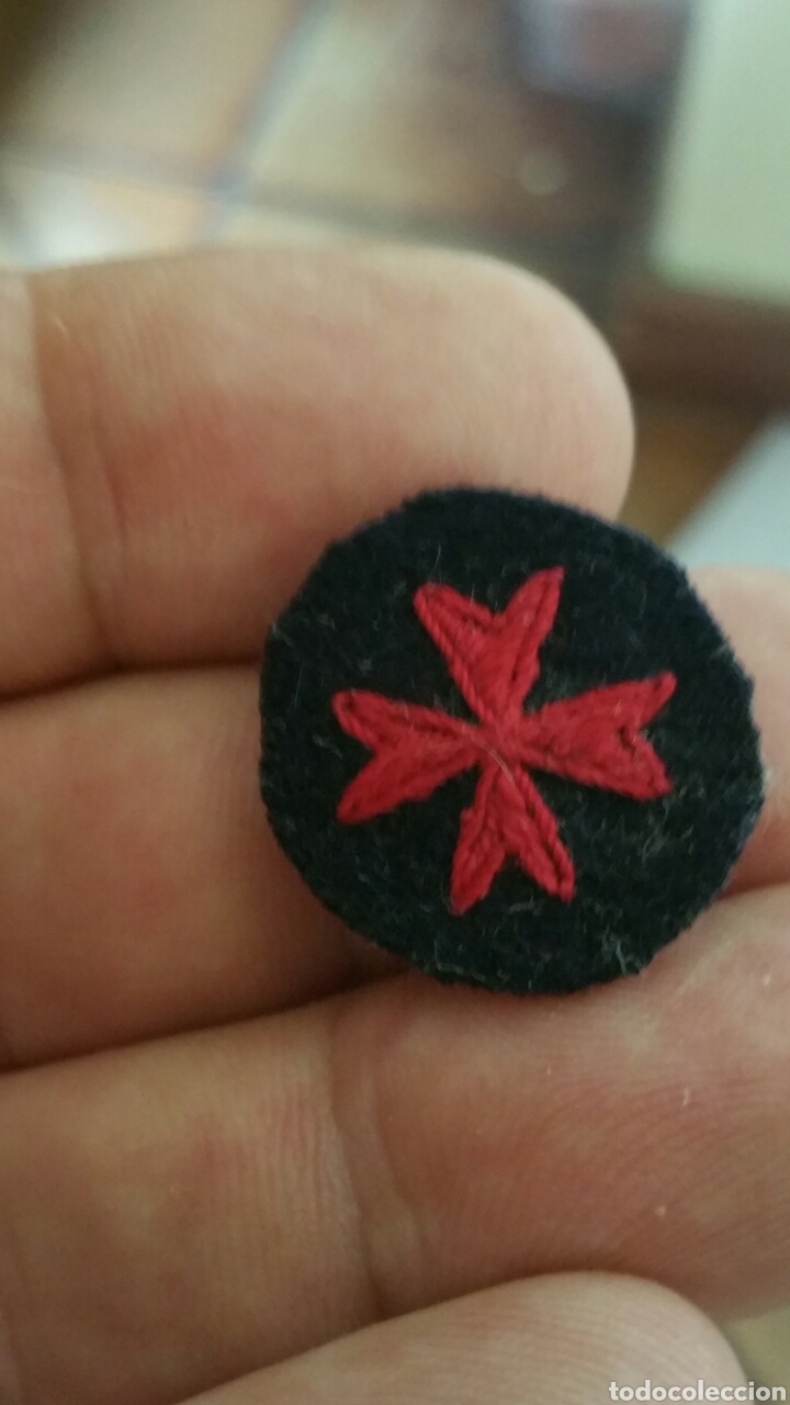 Militaria: Antiguo parche de Sanidad Militar bordado