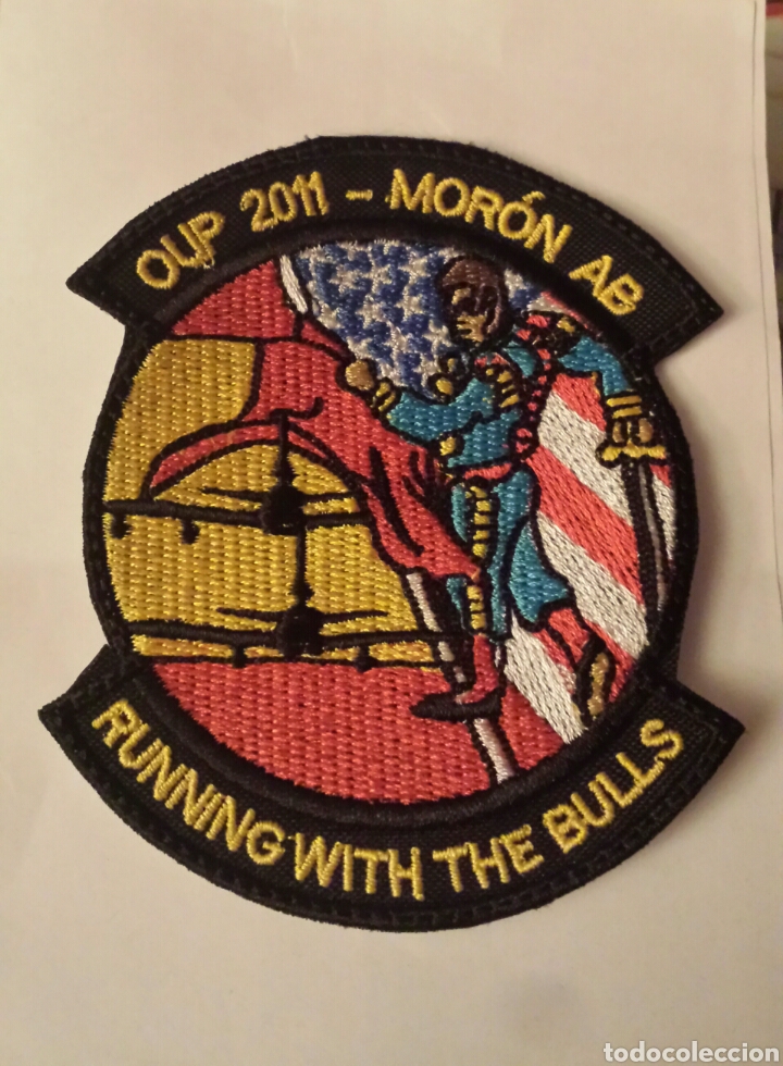 Militaria: PARCHE EMBLEMA BORDADO OUP 2011 MOR&Oacute;N