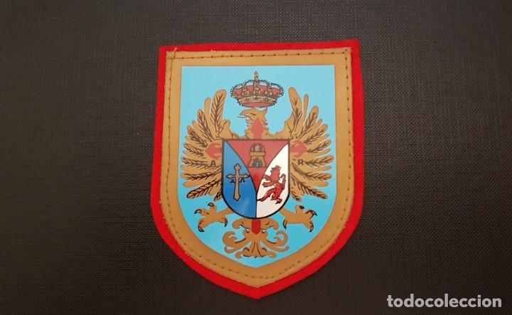 Military Antiques: PARCHE ANTIGUO EJERCITO TIERRA
