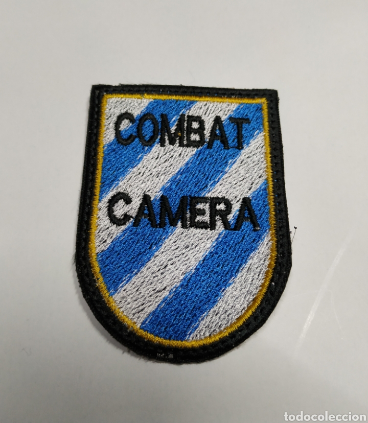 Militaria: PARCHE EMBLEMA BORDADO DE OPERADOR DE C&Aacute;MARA SEGUNDA BANDERA PARACAIDISTA