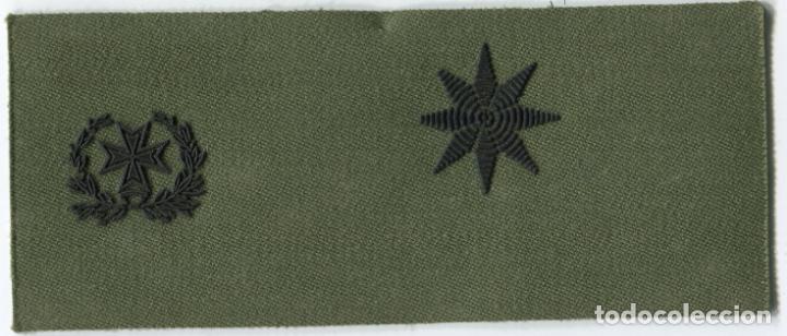 Military Antiques: Espa&ntilde;a. Divisa o graduaci&oacute;n del Ej&eacute;rcito. Sanidad Militar. Comandante.