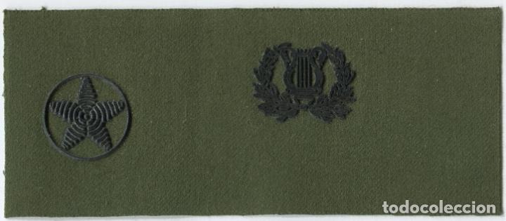 Military Antiques: Espa&ntilde;a. Divisa o graduaci&oacute;n del Ej&eacute;rcito. M&uacute;sica Militar. Subteniente.