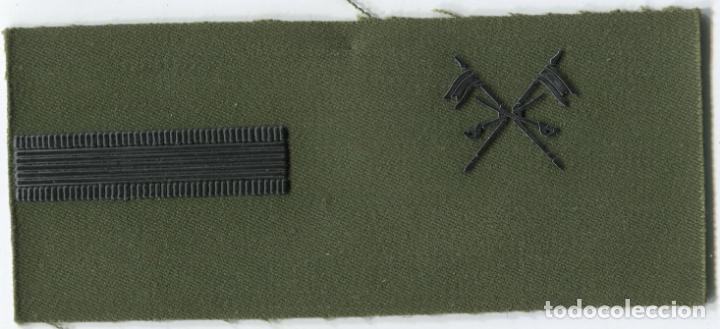 Military Antiques: Espa&ntilde;a. Divisa o graduaci&oacute;n del Ej&eacute;rcito. Caballer&iacute;a. Cabo Primero.