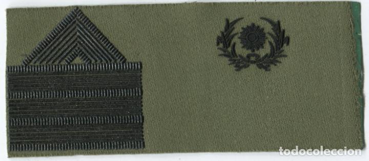 Militaria: Espa&ntilde;a. Divisa o graduaci&oacute;n del Ej&eacute;rcito. Intendencia. Sargento Primero.