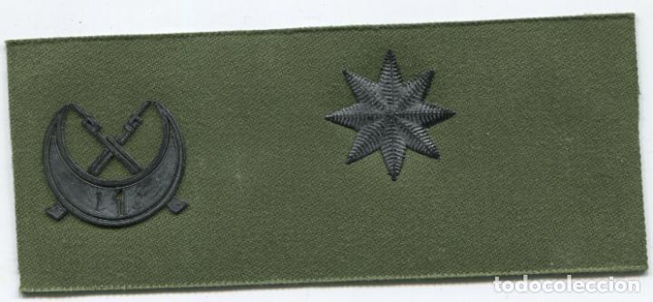 Military Antiques: Espa&ntilde;a. Divisa o graduaci&oacute;n del Ej&eacute;rcito. 1er T&aacute;bor de Regulares. Comandante.