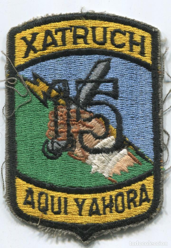 Military Antiques: Honduras. Insignia de tela del Ej&eacute;rcito. 'Xatruch'. 'Aqu&iacute; y ahora'.