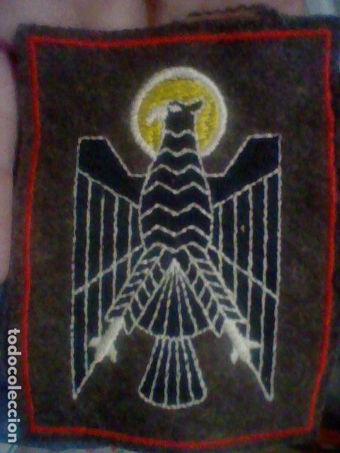 Militaria: POLICIA NACIONAL GRISES AGUILA SAN JUAN PARCHE TELA MARRON BORDADO EPOCA FRANCO