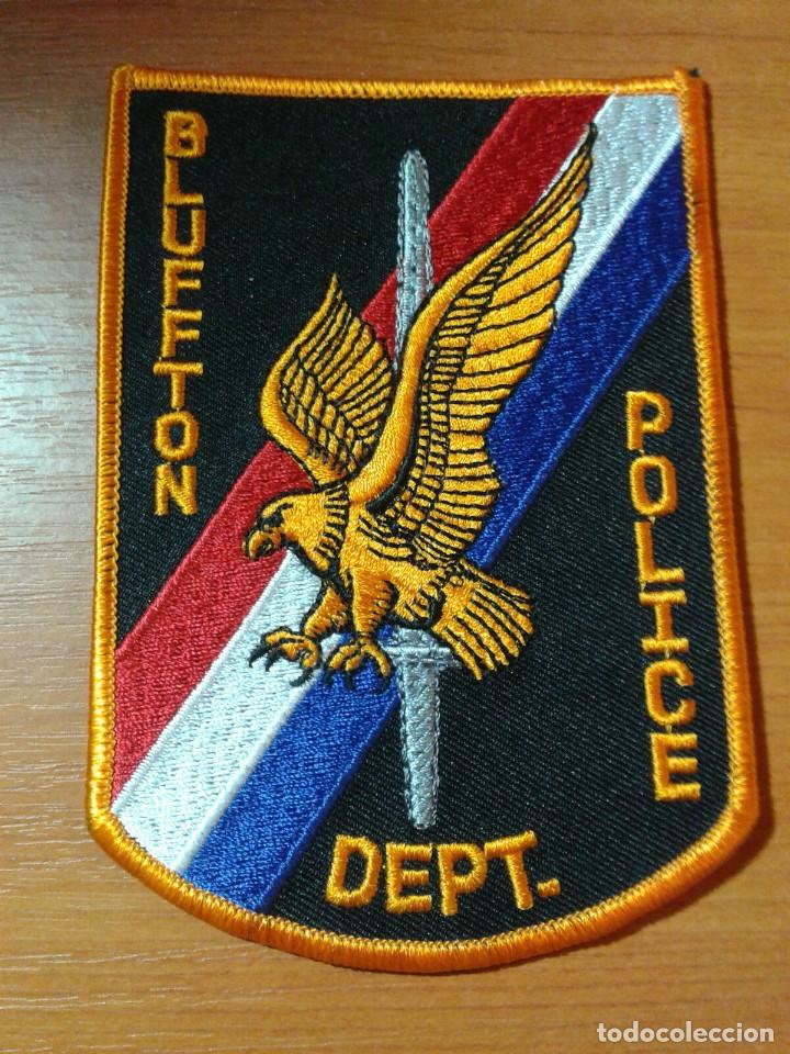 Militaria: PARCHE BLUFFTON POLICE , BORDADO.