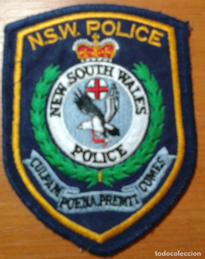Militaria: PARCHE , POLIC&Iacute;A NUEVA GALES DEL SUR, BORDADO.