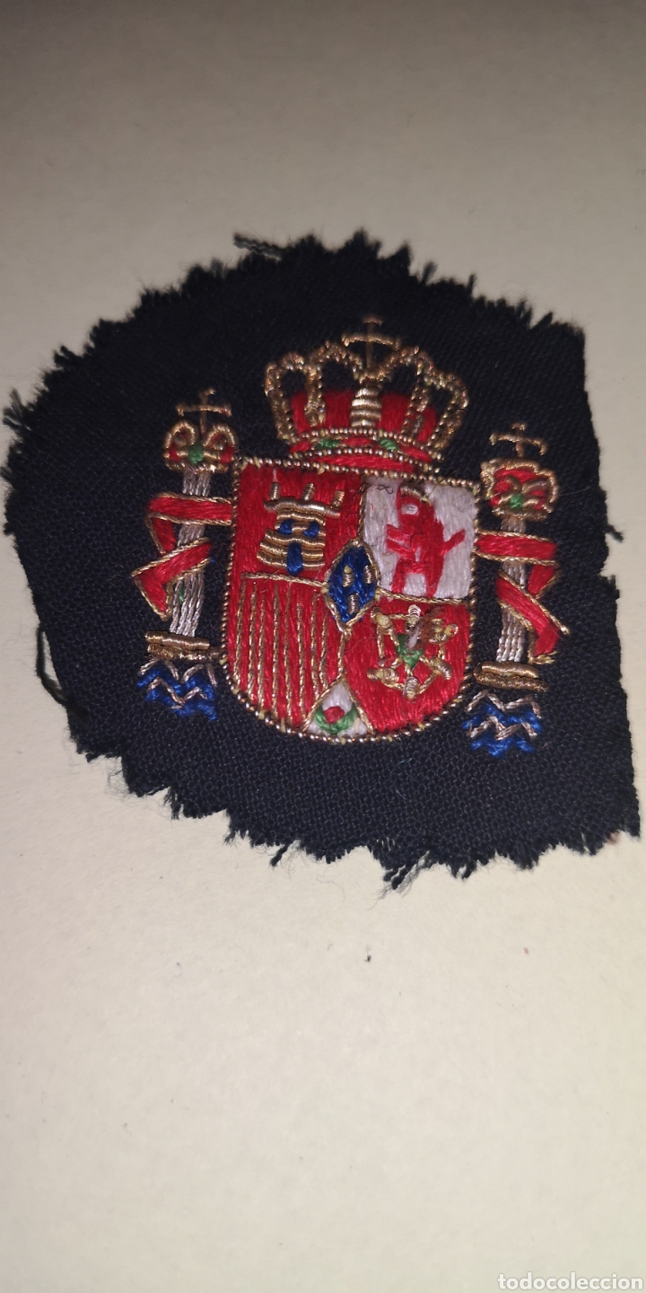 Military Antiques: Antiguo escudo bordado de la monarqu&iacute;a a&ntilde;os 70 80