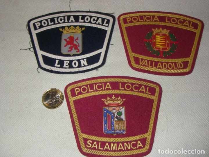 Military Antiques: Parches o emblemas de tela de las polic&iacute;as locales de Le&oacute;n, Valladolid y Salamanca.
