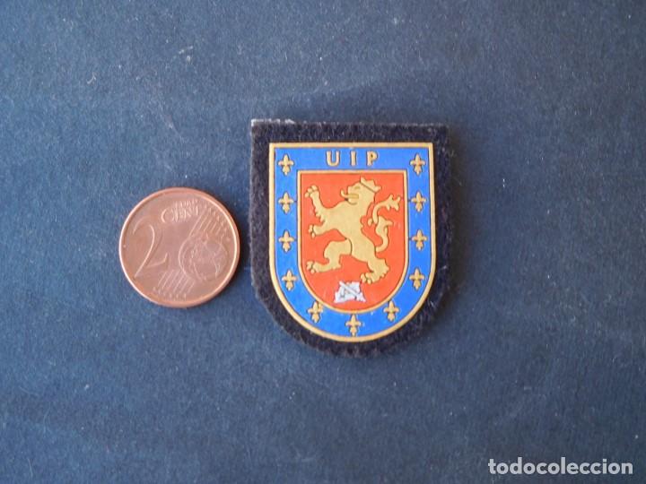 Militaria: PARCHE UIP DE LA POLICIA NACIONAL.-PEQUE&Ntilde;O DE PECHO.-