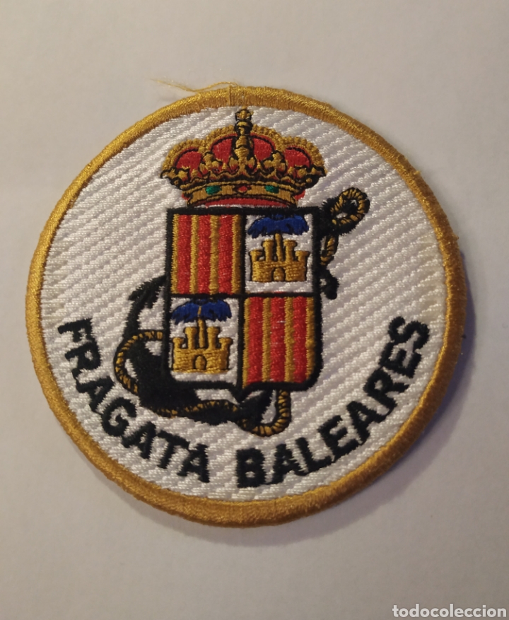 Military Antiques: PARCHE EMBLEMA DE BRAZO BORDADO A COLOR DE LA FRAGATA BALEARES