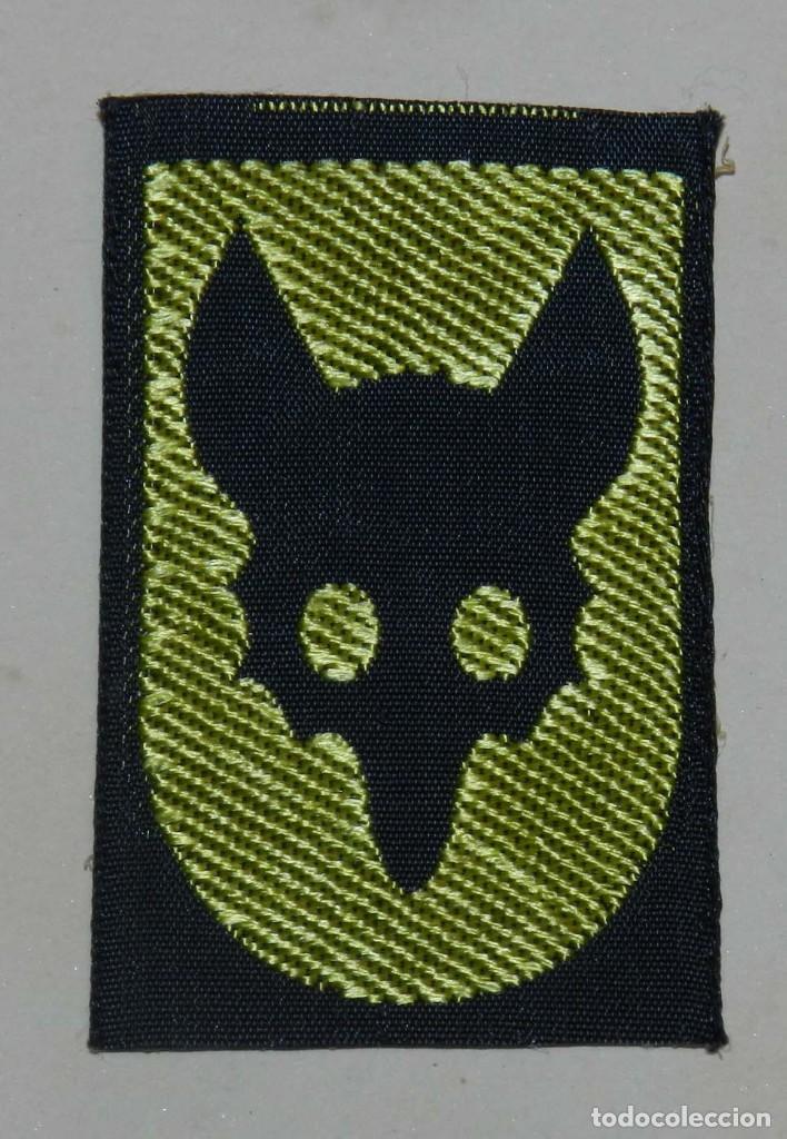 Militaria: Parche de tela de los boy scouts, exploradores, escultismo, lobatos o lobeznas, seisena de color ama