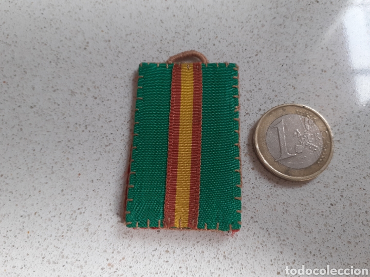 Militaria: Escapulario con bandera de Espa&ntilde;a - Foto 2