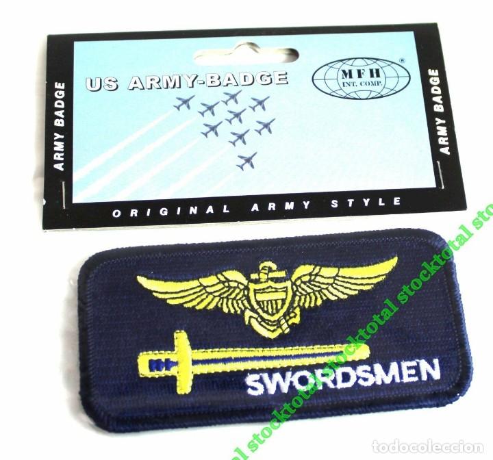 Militaria: PARCHE EMBLEMA DISTINTIVO SWORDSMEN Tama&ntilde;o: 10,5 x 5 cm 36302A