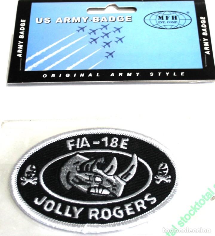 Militaria: PARCHE EMBLEMA DISTINTIVO TELA BORDADO VF-103 Rogers&rdquo; 9X6 CMS 36303C MF