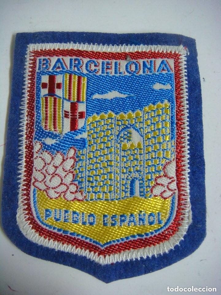 Militaria: PARCHE DE TELA DE BARCELONA PUEBLO ESPA&Ntilde;OL