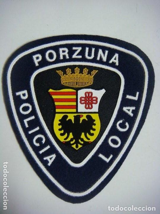 Military Antiques: PARCHE DE TELA DE POLICIA LOCAL DE PORZUNA