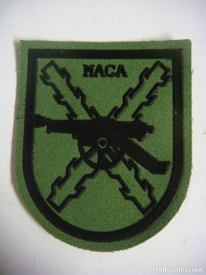 Military Antiques: PARCHE DE TELA ESCUDO MACA
